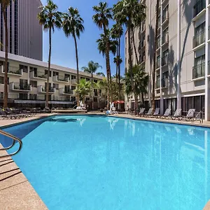 3* Hotel Doubletree By Hilton Midtown